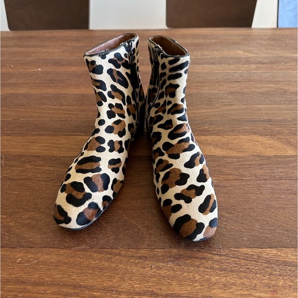 Aquatalia Leopard Calf Hair Ankle Boots Italian Size 8 Brand New - Picture 4 of 8